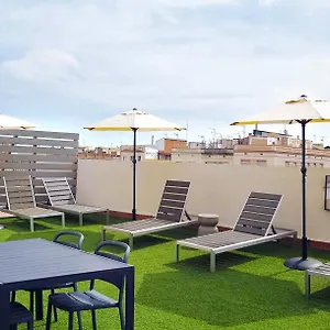https://feelathome-stadium-apartments.catalonia-hotels.com